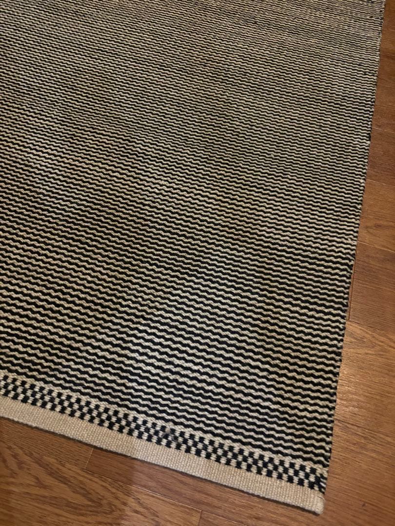 ACTUS購入 フラット織りラグ ブラック×ナチュラル 北欧モダン202×143
