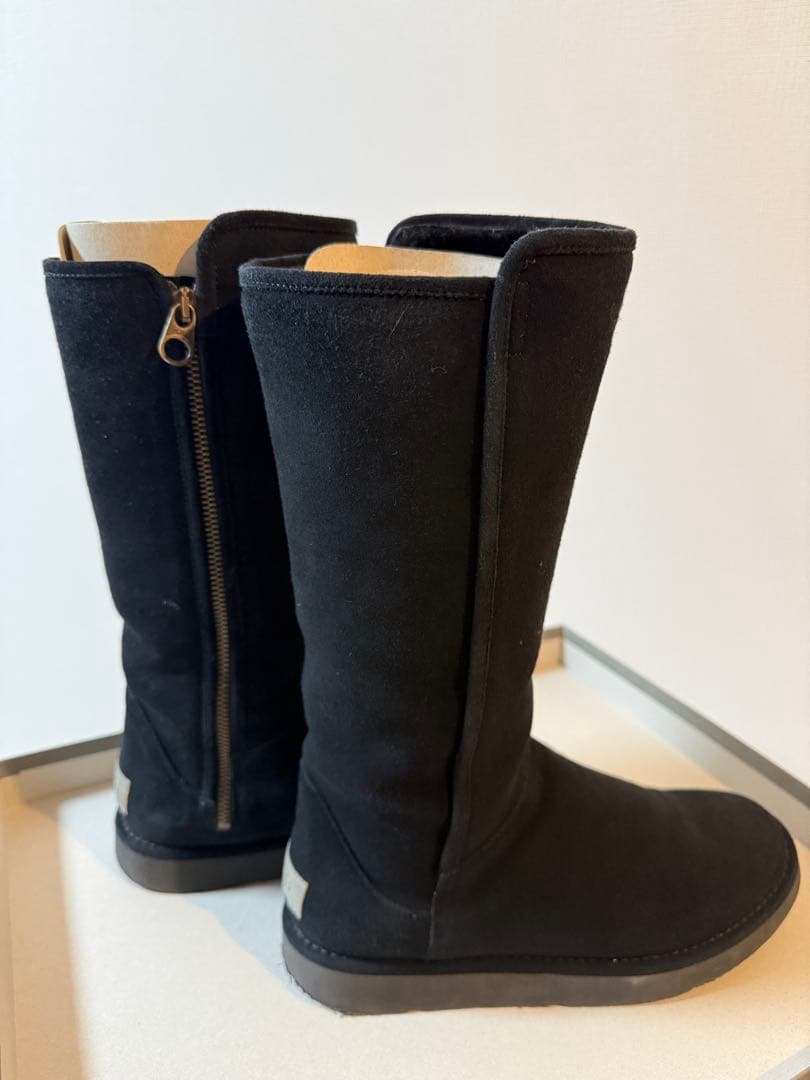 UGG W ABREE 24センチ　ブラック　箱付き