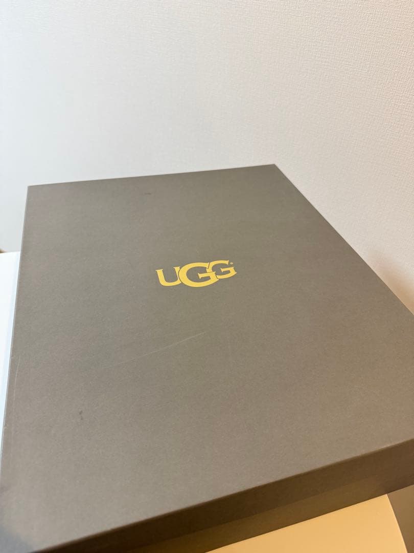 UGG W ABREE 24センチ　ブラック　箱付き