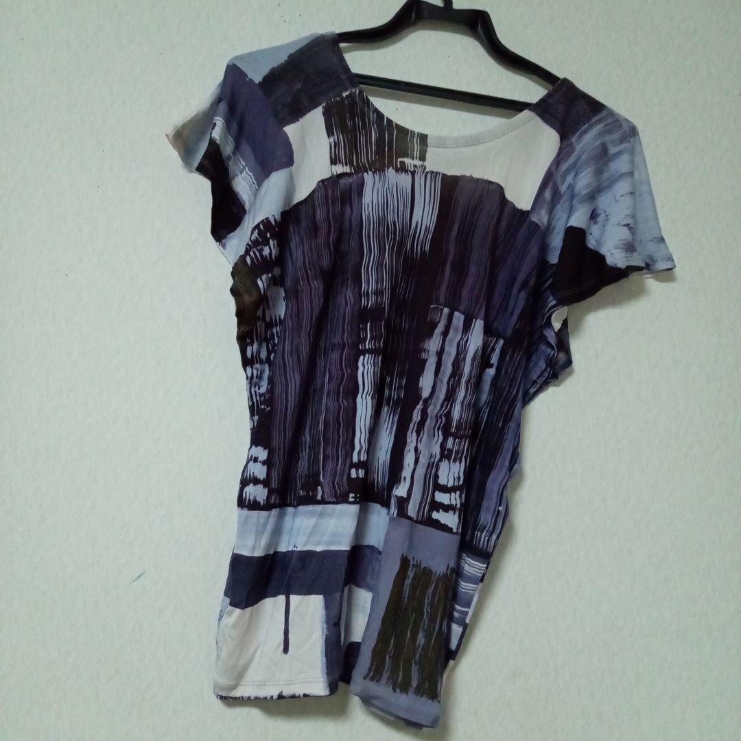 【最終価格】ISSEY MIYAKE 　プリント　トップス