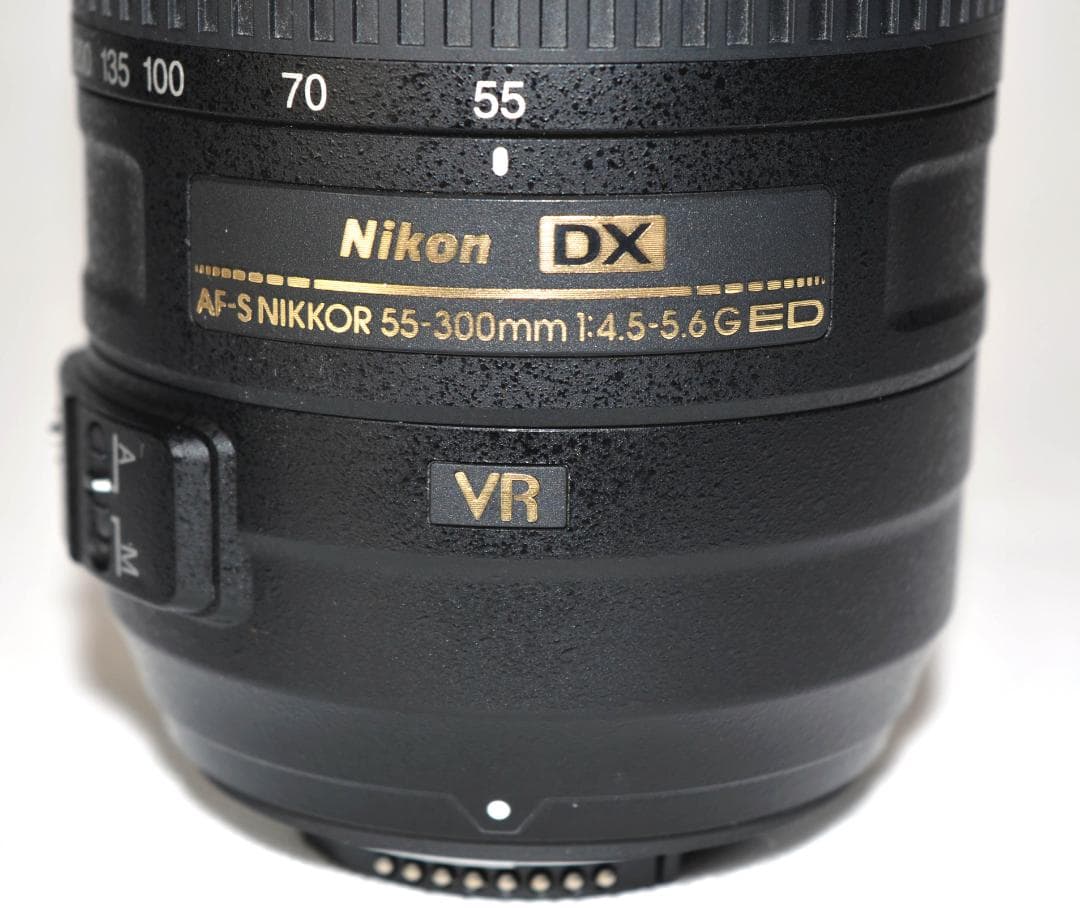 NIKON AF-S 55-300mmズームレンズ　超美品！ソフトケース付き
