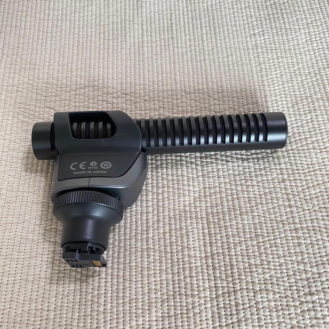 日本製　Canon DM-100 マイク 指向性　ビデオカメラ用