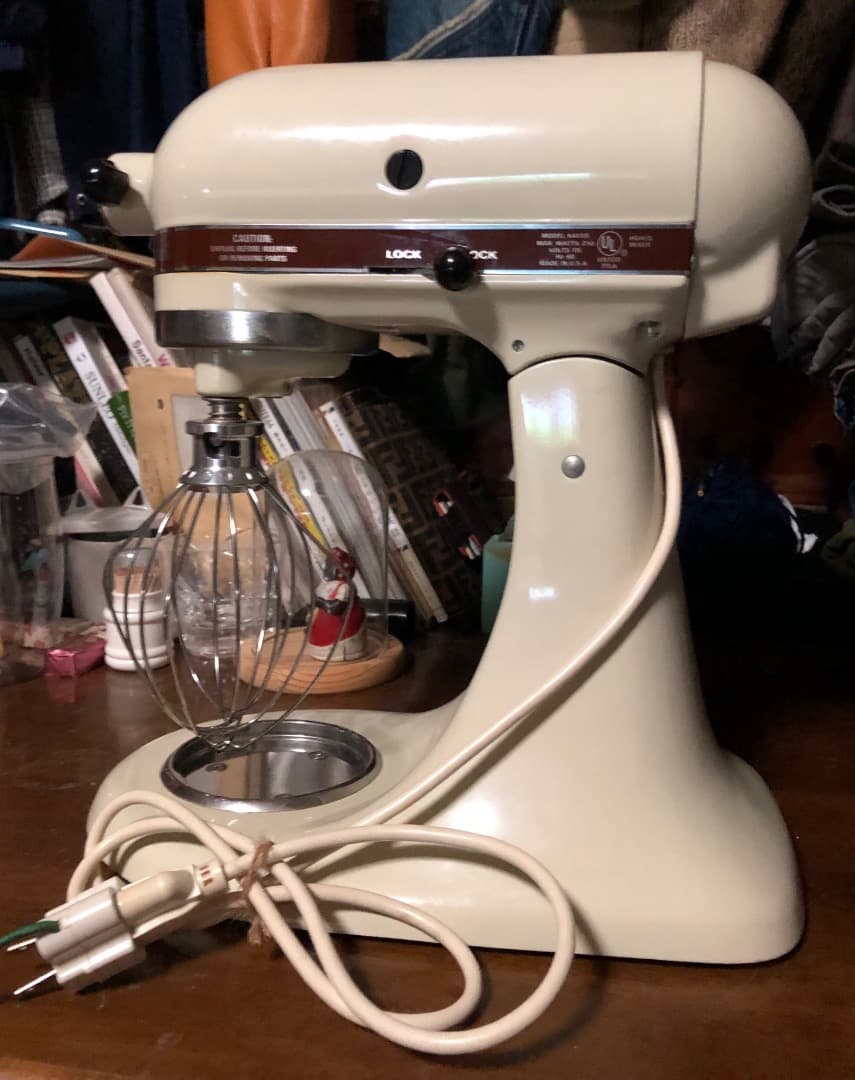 KitchenAid K45SS クリームカラー スタンドミキサー