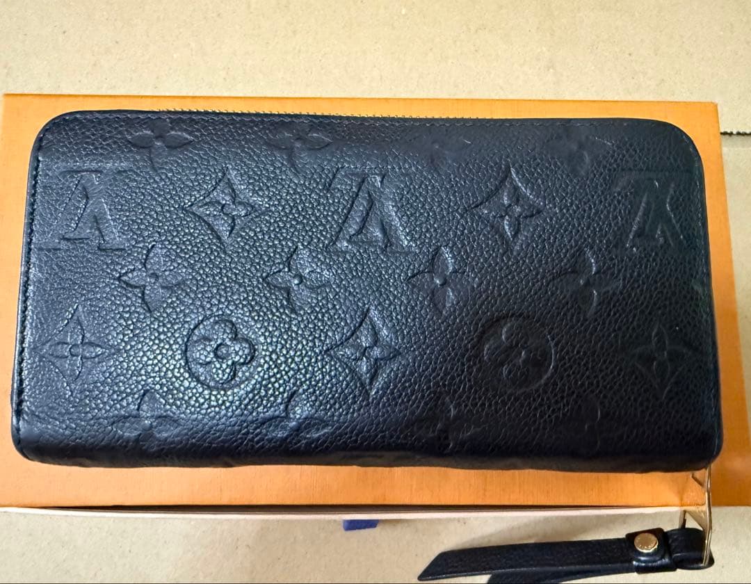 ルイヴィトン　長財布　モノグラムアンプラント　M61864