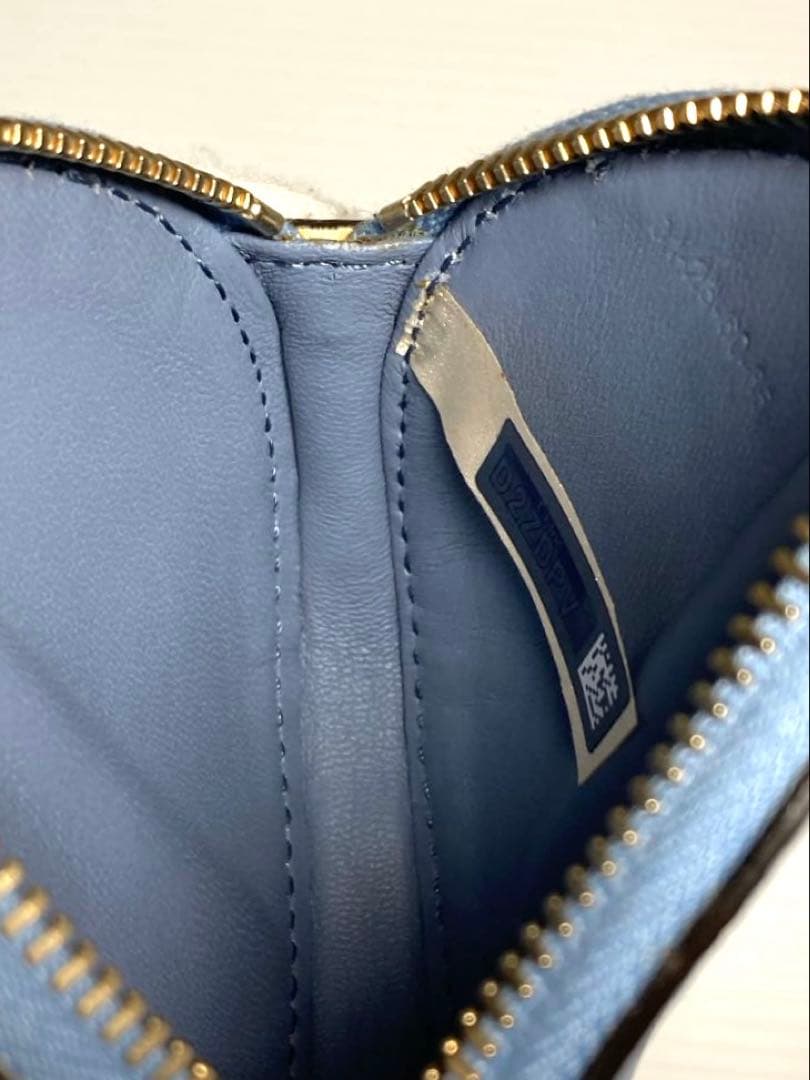 美品　クロエ　レザー　ラウンド　ケース　ミニポーチ　キーホルダー　箱付き