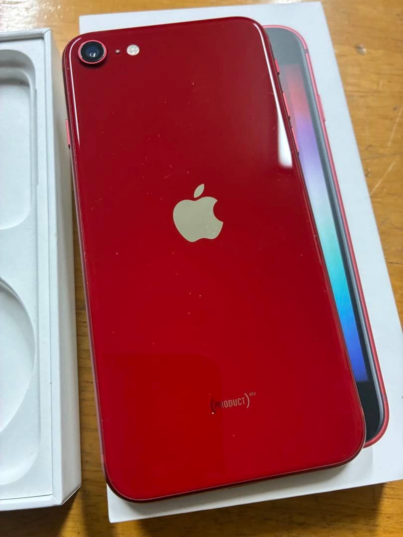 Apple iPhone SE (第3世代) レッド 64GB