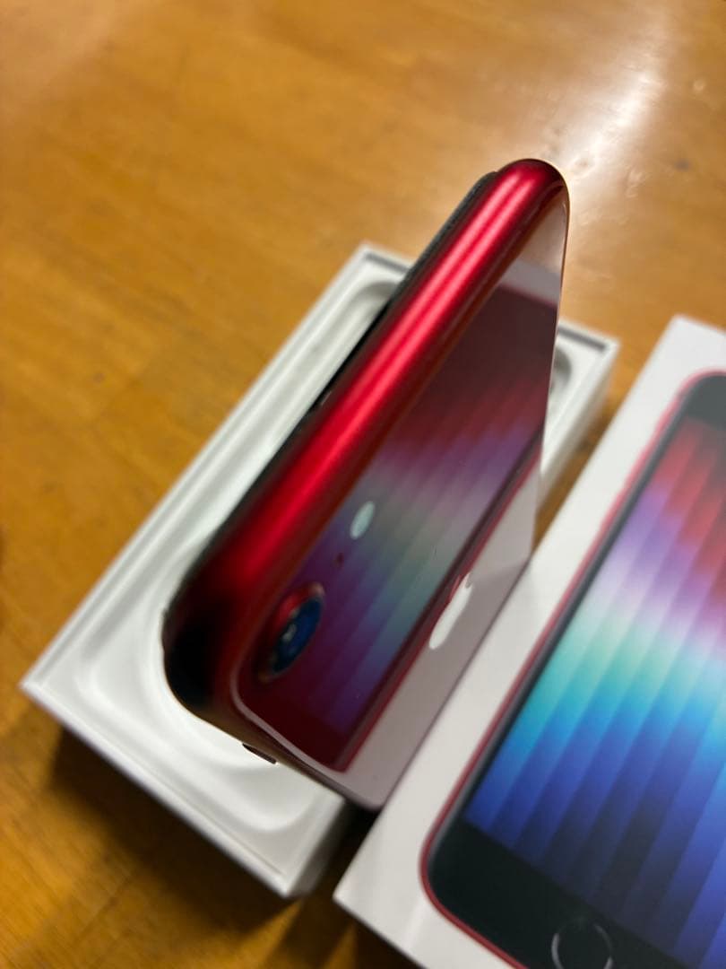 Apple iPhone SE (第3世代) レッド 64GB