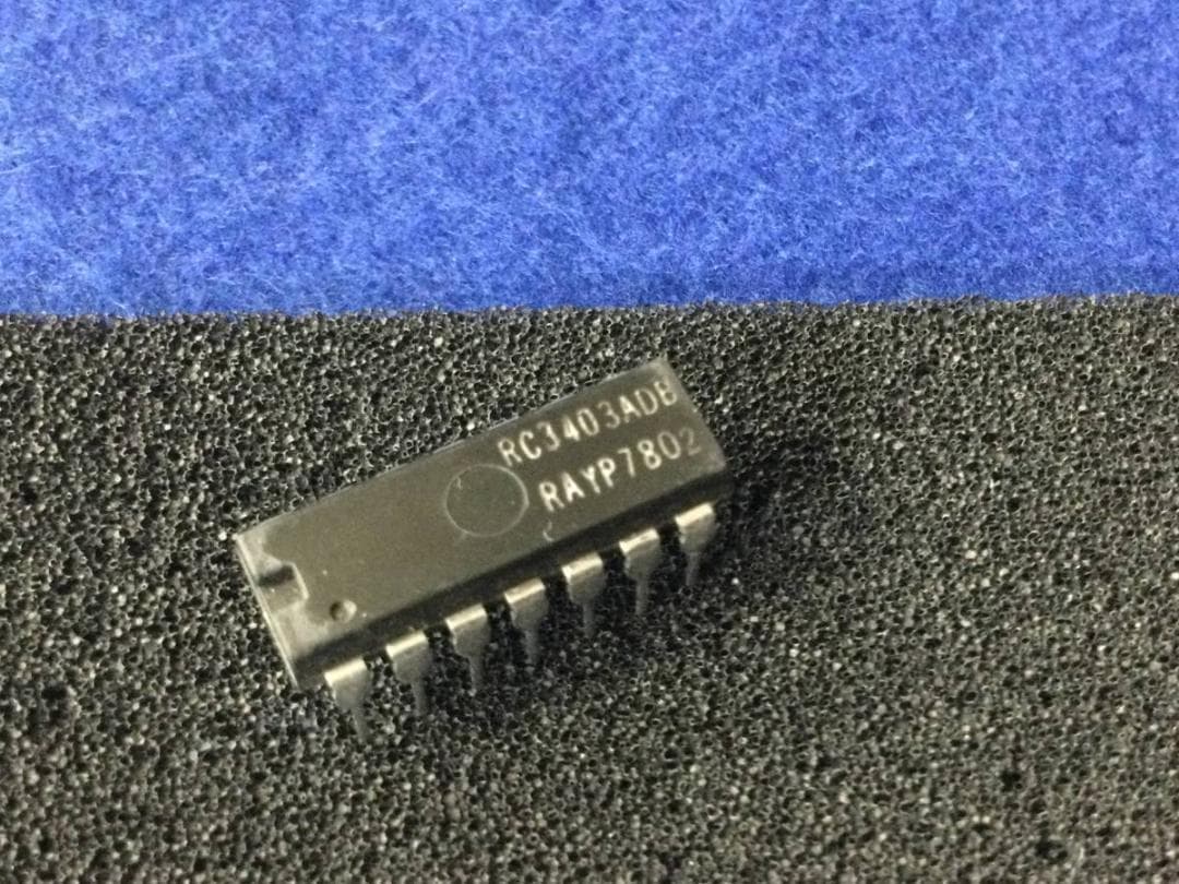 RC3403AD レイセオン ４回路入りオペアンプ 2個