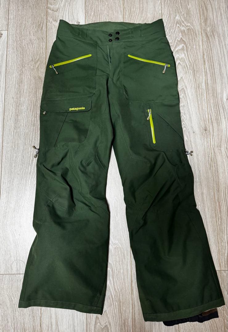 patagonia スノーウェアパンツ2本、 フリース1着