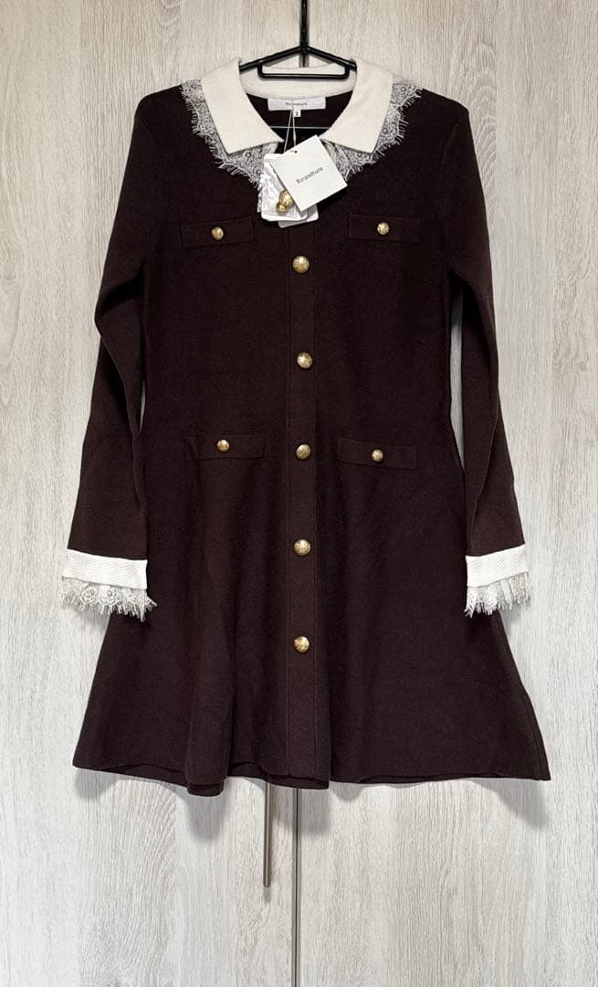 新品タグ付き　今期新作　Rirandture レースカラーミニニットワンピース