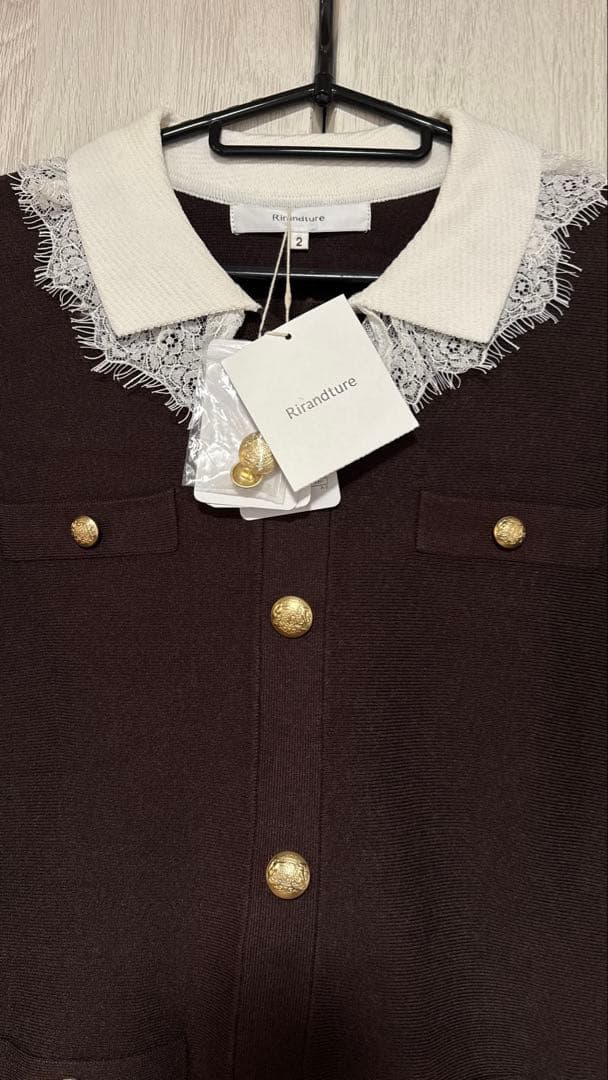 新品タグ付き　今期新作　Rirandture レースカラーミニニットワンピース