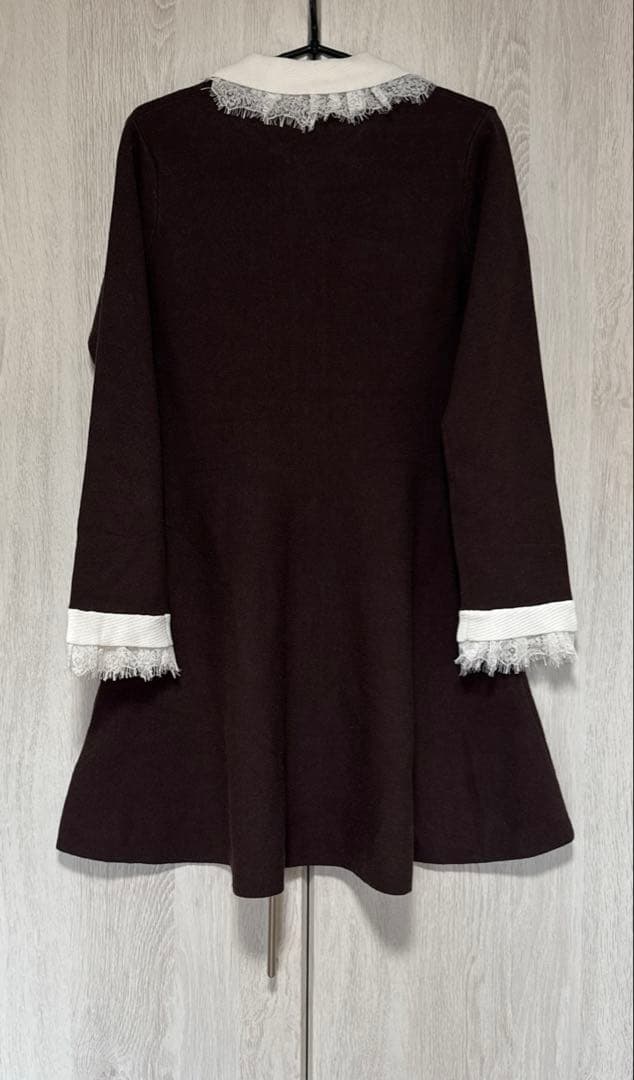 新品タグ付き　今期新作　Rirandture レースカラーミニニットワンピース