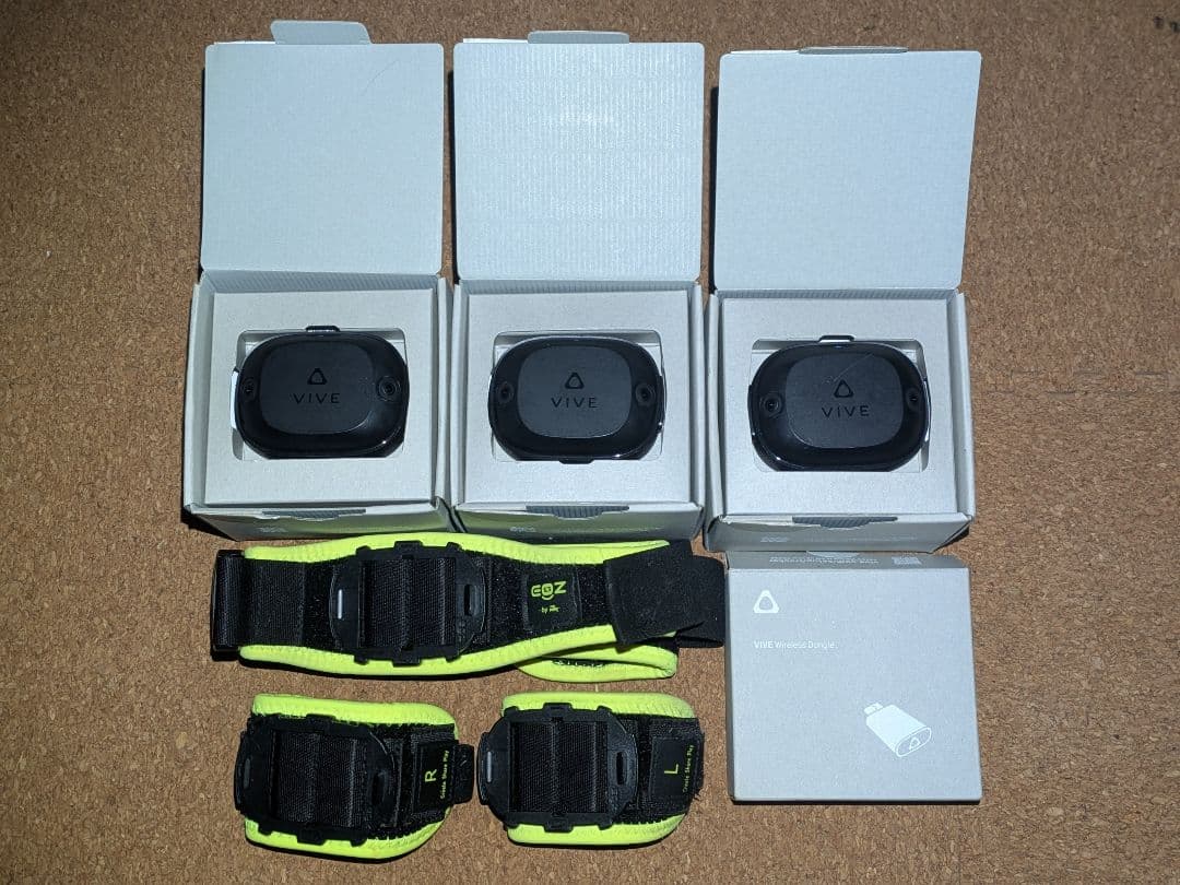 VIVE Ultimateトラッカー 3個セット ストラップ付き ドングル付き