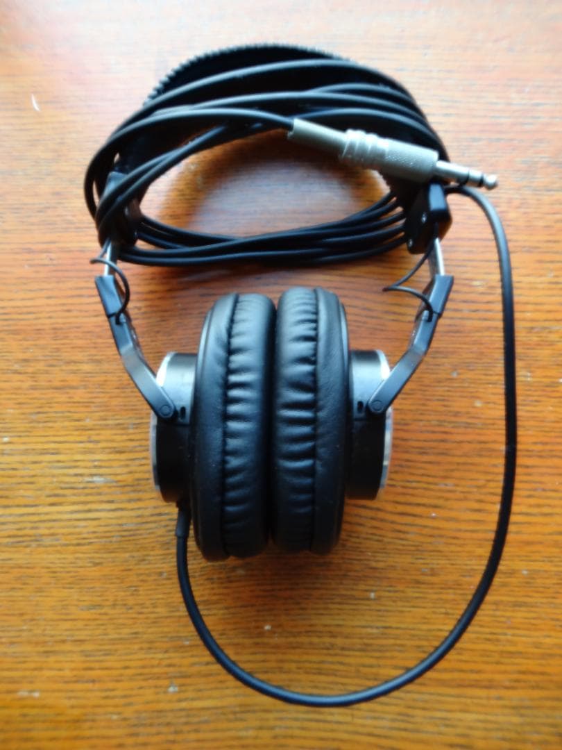 SONY MDR-CD900ST スタジオモニター ヘッドホンの定番