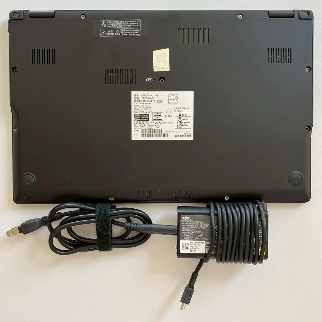 ★美品★ Office2024 超軽量モデル 第11世代i7 富士通 498