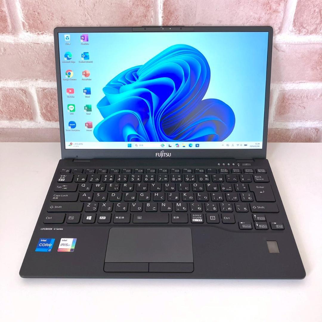 ★美品★ Office2024 超軽量モデル 第11世代i7 富士通 498