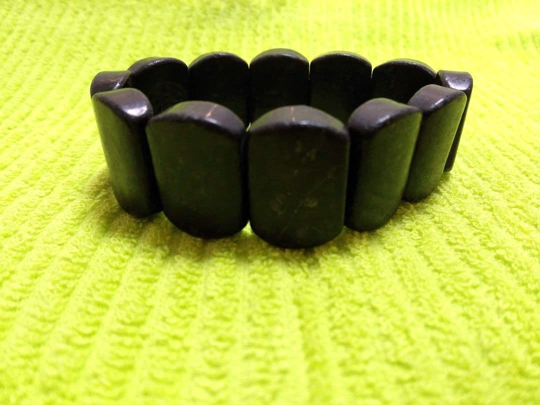 GEMMOVE 貴蛇紋石ブレスレット 12コマ 箱なし