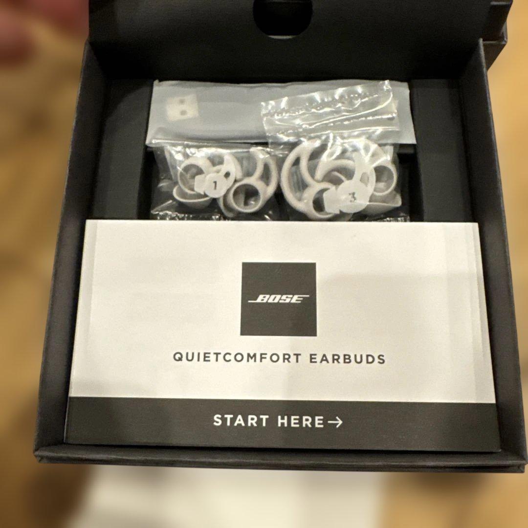 BOSE QuietComfort Earbuds ホワイト 充電ケース、箱付き