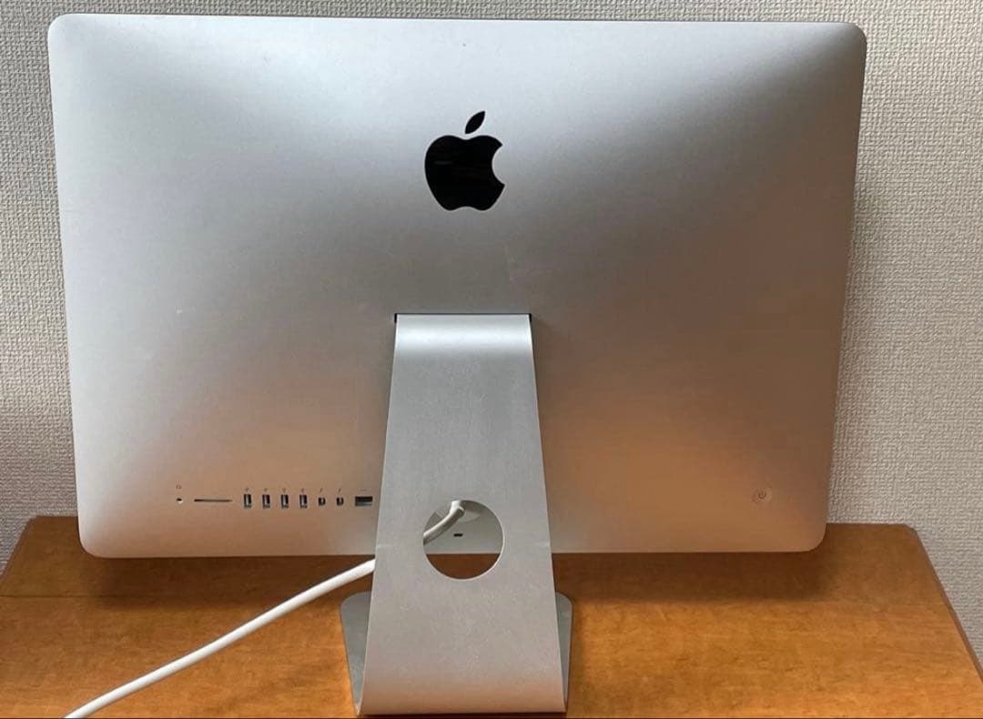 アップルiMac 21.5インチ 2015