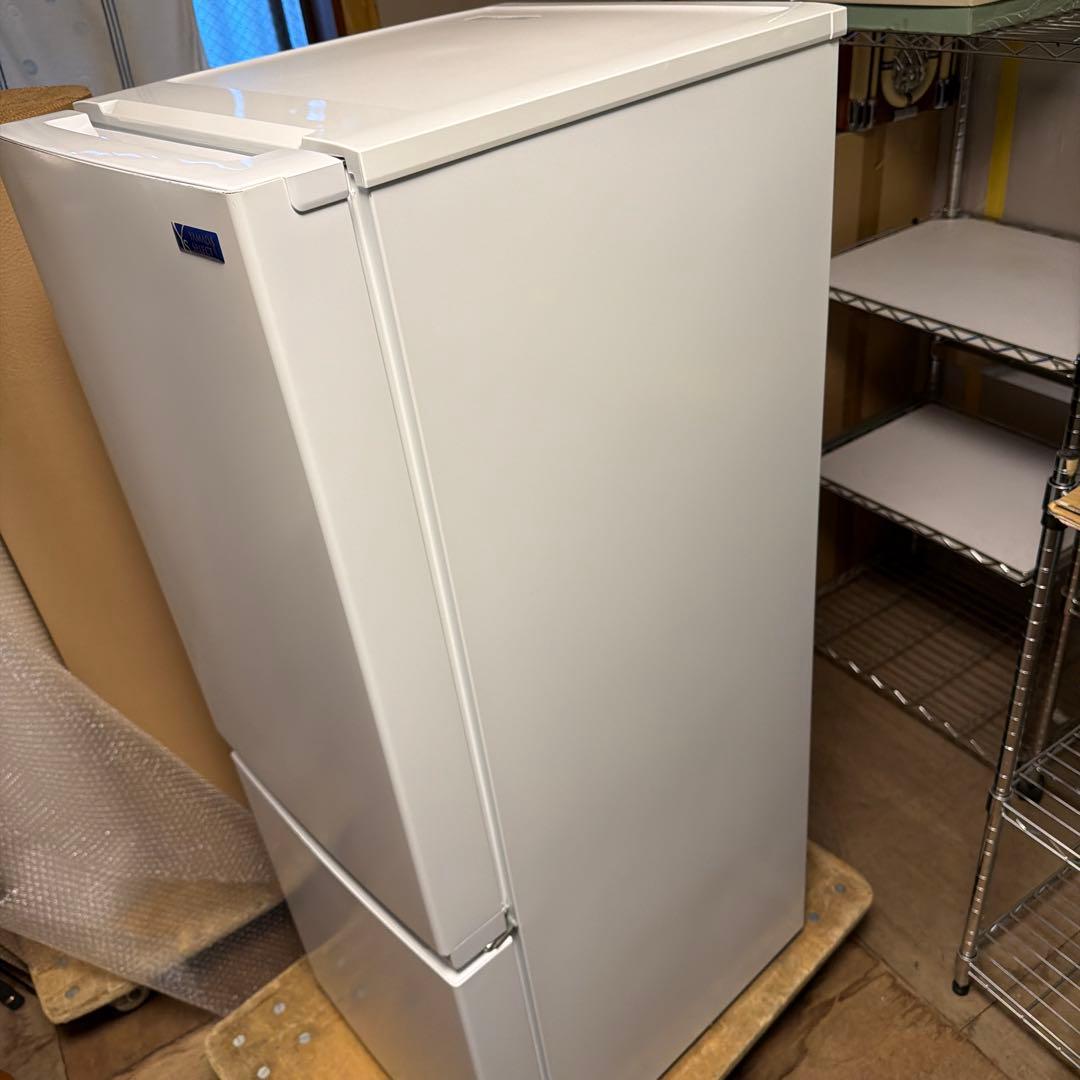 YAMADA SELECT 冷蔵庫 ホワイト 上開き