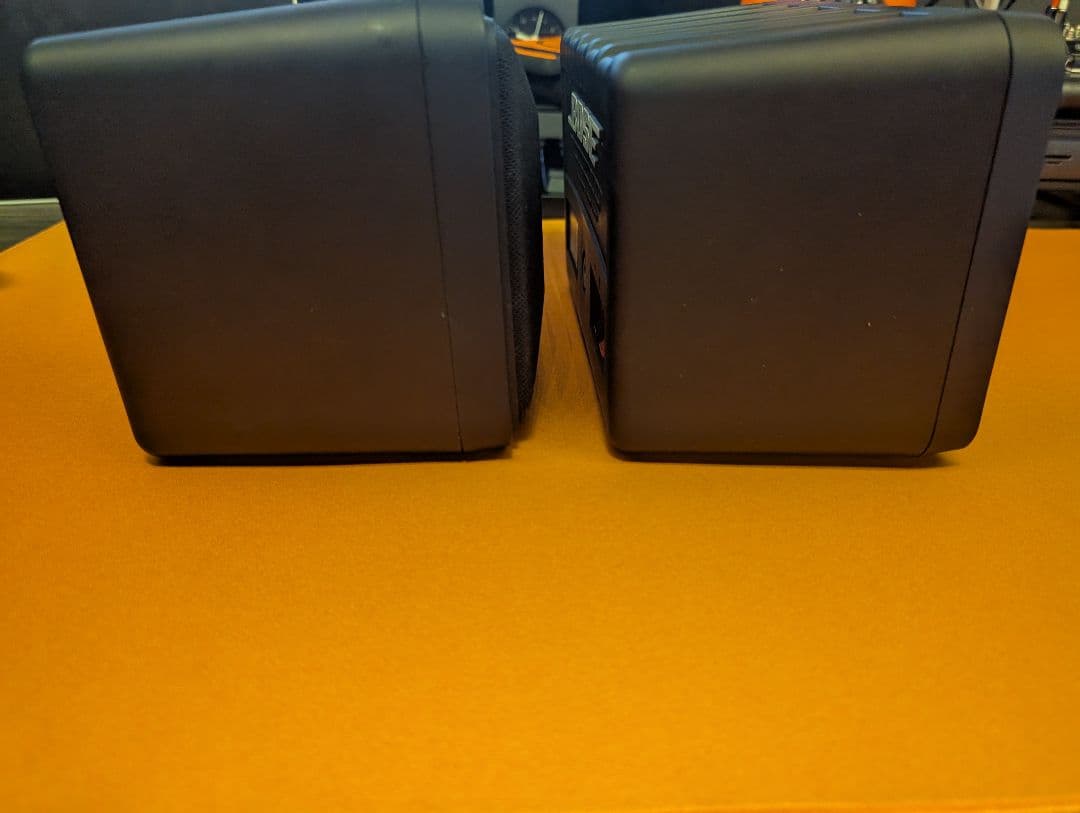 スピーカー・ウーファー Bose 101MM