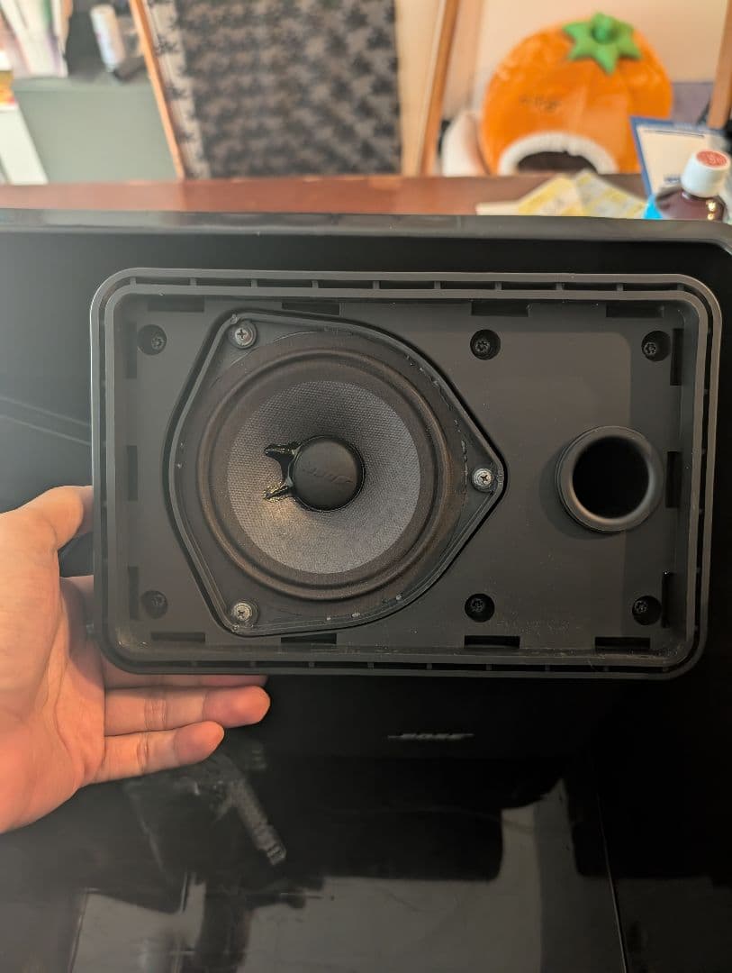 スピーカー・ウーファー Bose 101MM