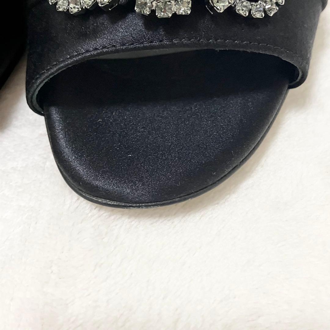 ★美品★マノロブラニク　ハンギシ　ミュール　サンダル　ブラック　35 ビジュー