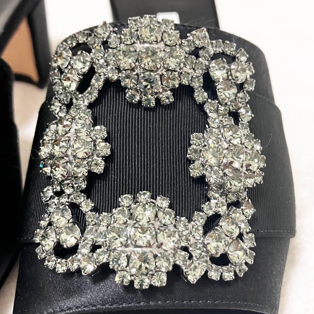 ★美品★マノロブラニク　ハンギシ　ミュール　サンダル　ブラック　35 ビジュー