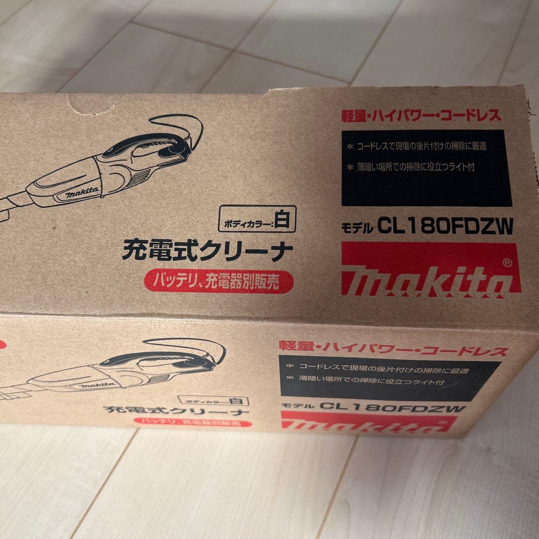 Makita 充電式クリーナー CL180FDZW