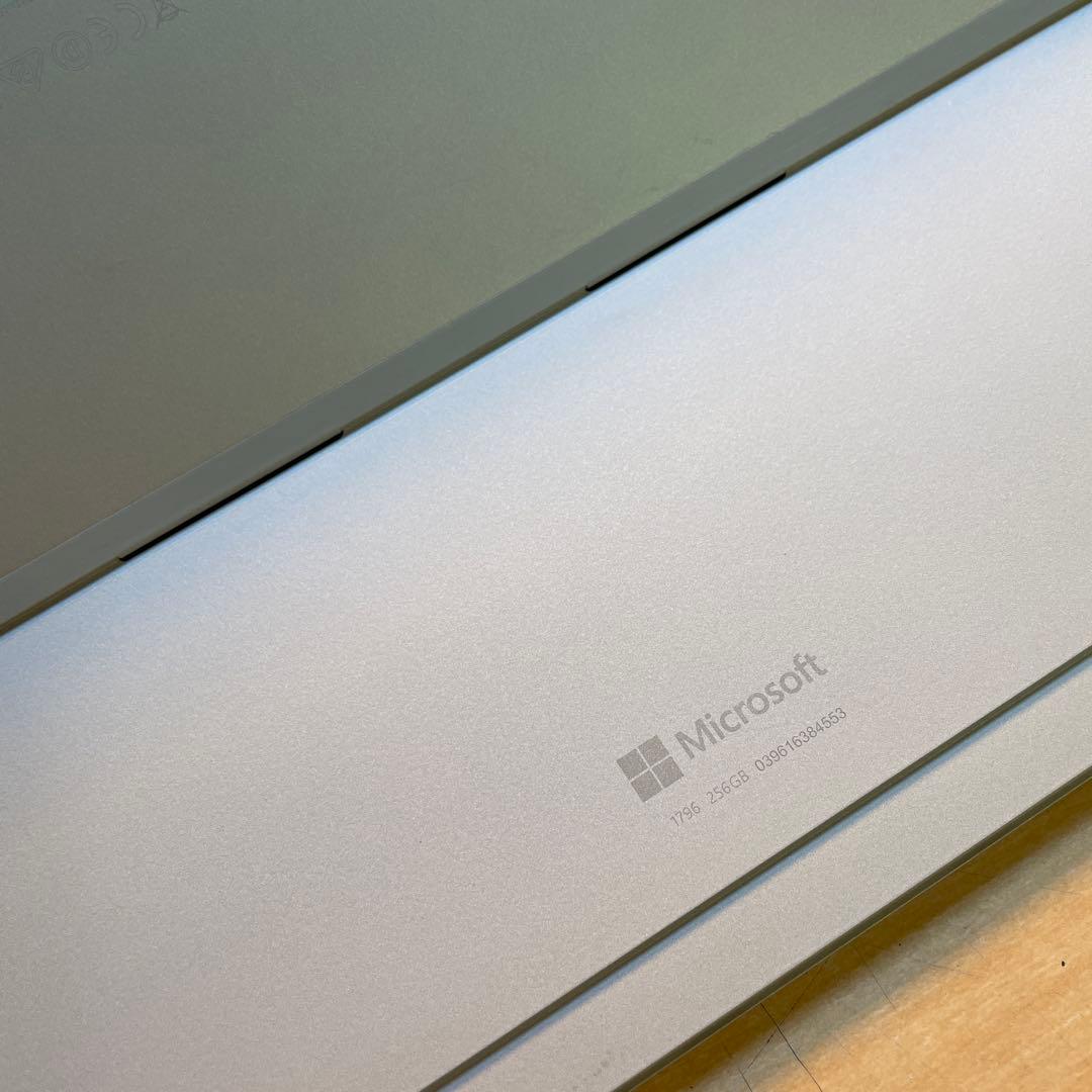 Surface Pro 6 1796 SSD256GB メモリー8GB 美品