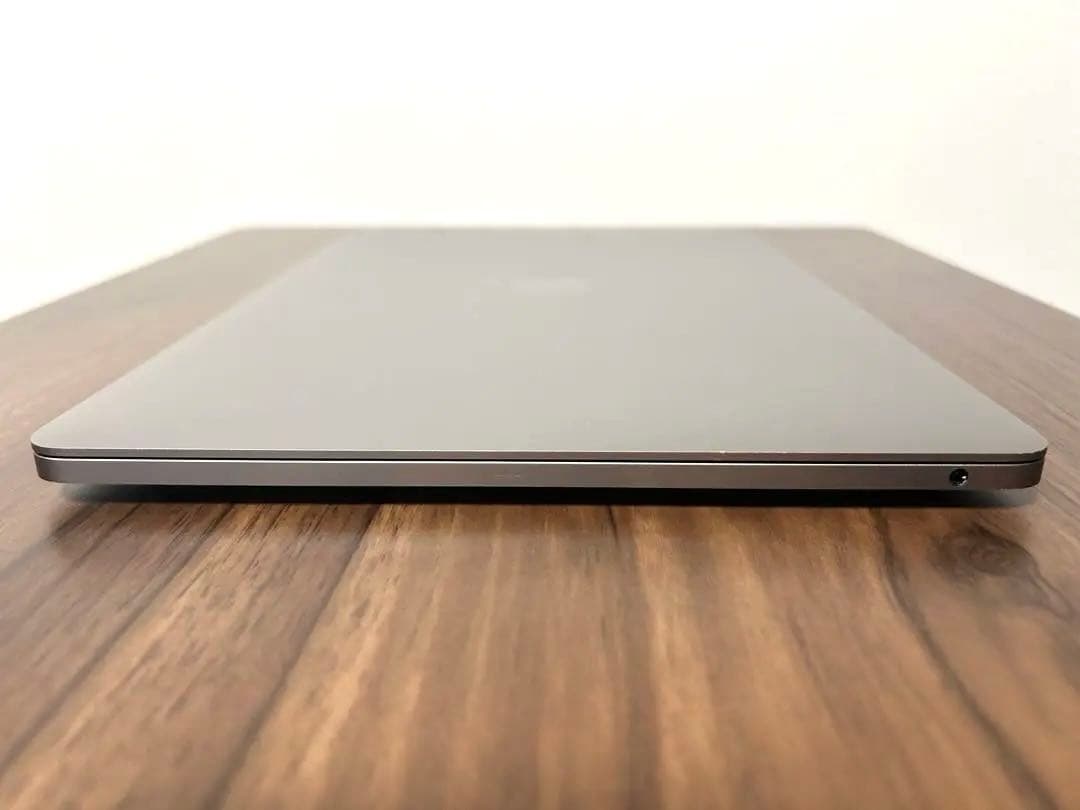 土*！様 MacBook Pro 2022 13インチ 8GB 512GB