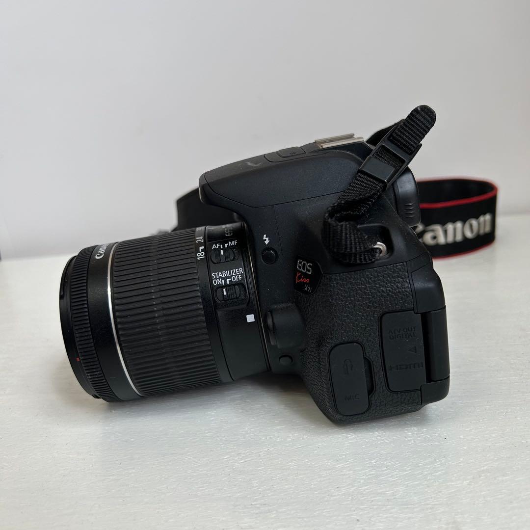 Canon EOS Kiss X7i 動作良好 ※レンズキャップなし
