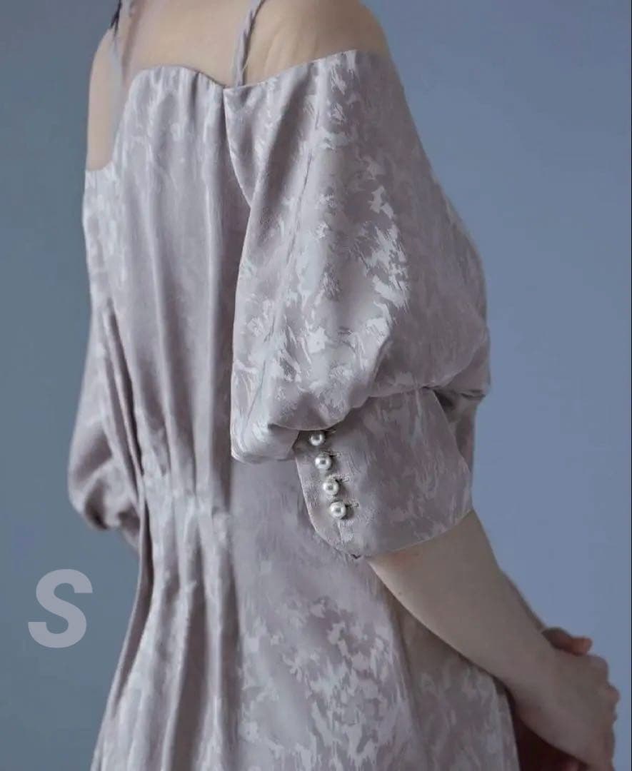 ★新品タグ付き★ LE’RURE ミアンダリングウエストタックフレアドレス