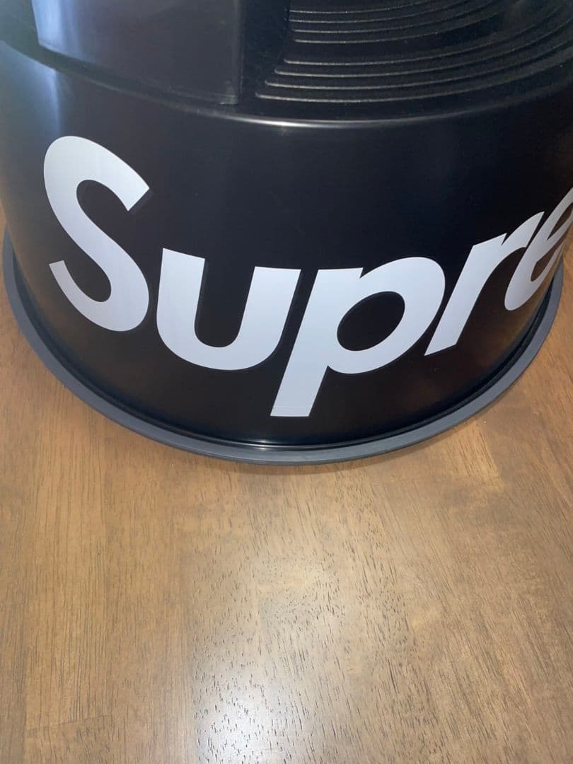 新品　Supreme / Wedo Step Stool \"Black\"