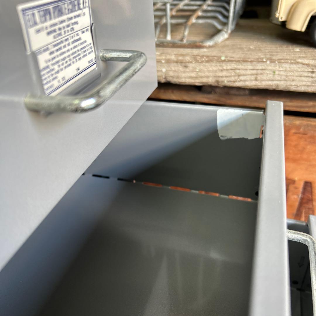 【廃盤】IKEA イケア HELMER ヘルメル 引き出し　スチール キャスター