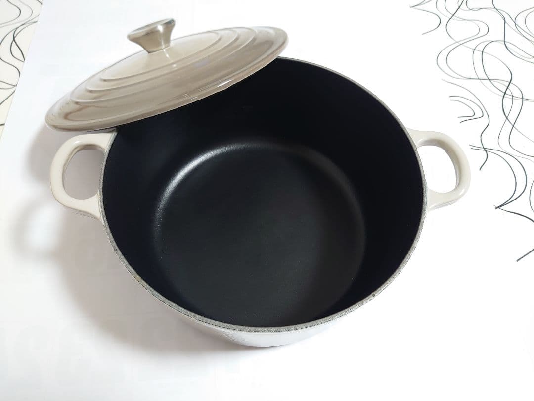 LE CREUSET/ ココット・ロンド / 24