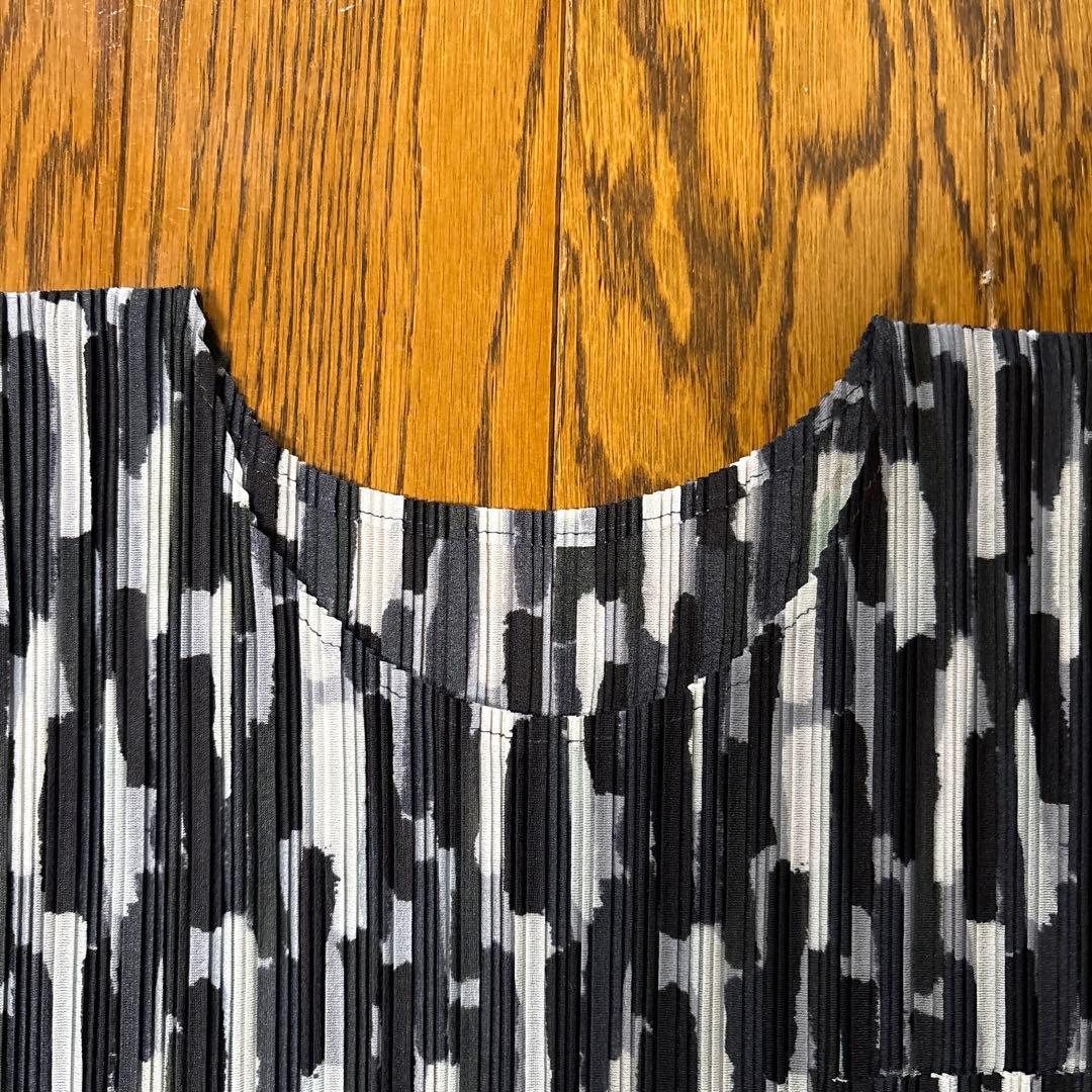 プリーツプリーズ　ポンチョ風チュニック