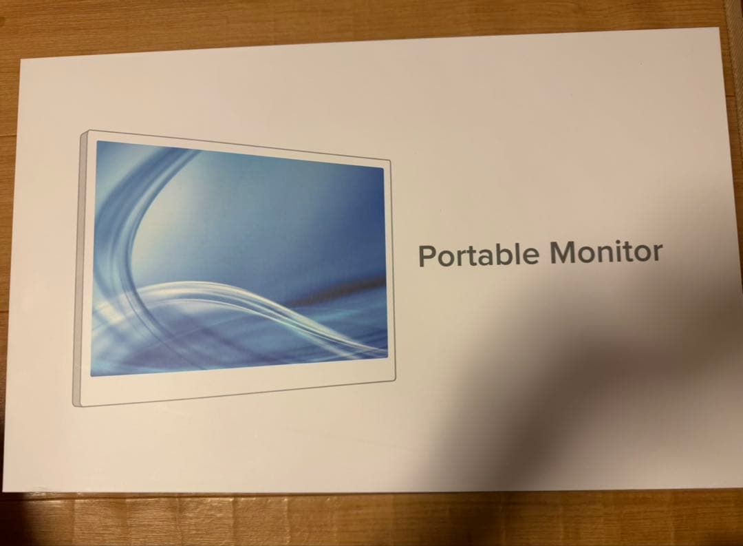 量子ドット技術採用19インチ 4K モバイルモニター 144Hz QLED