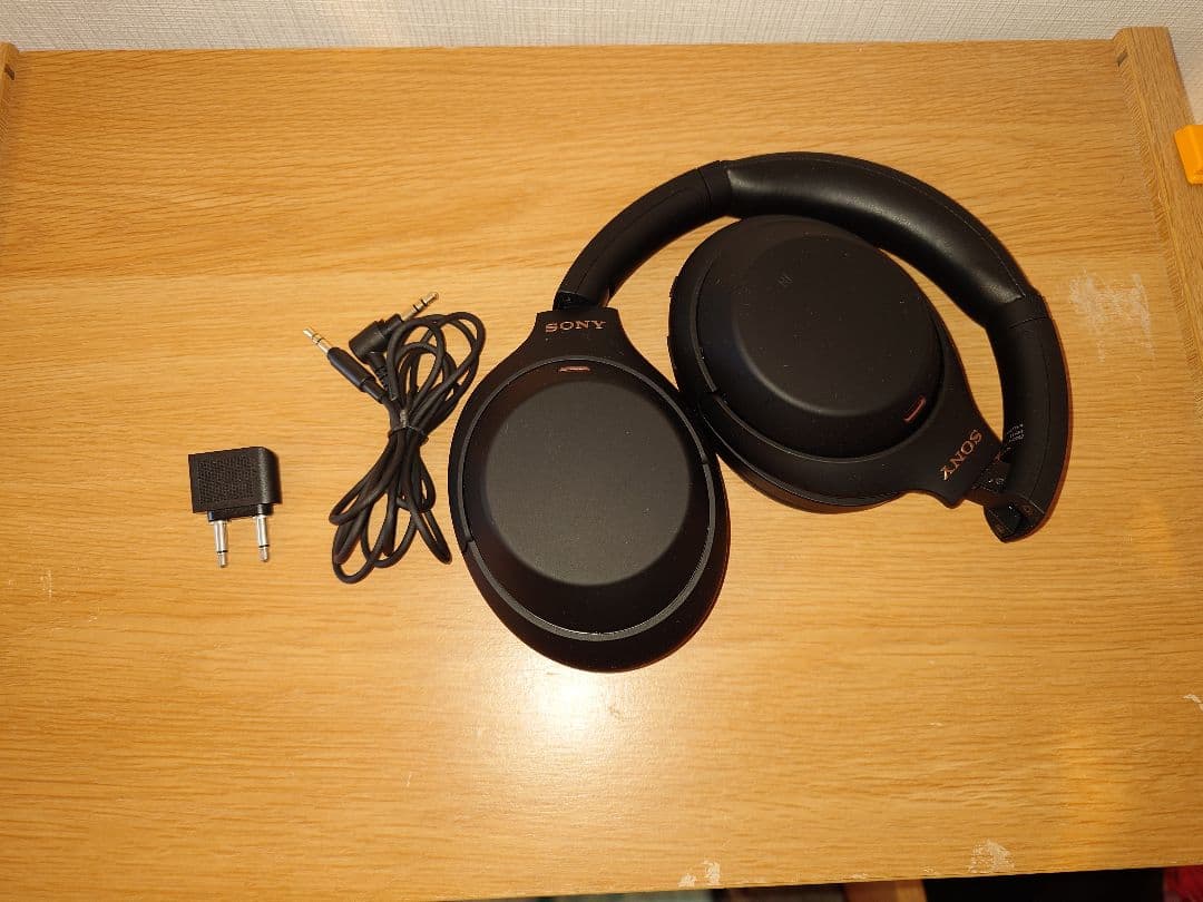 美品　SONY ワイヤレスヘッドホン　WH-1000XM4