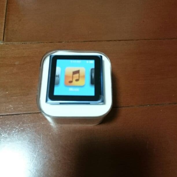 新品 未使用 Apple ipod nano  16GB   MC695J /A