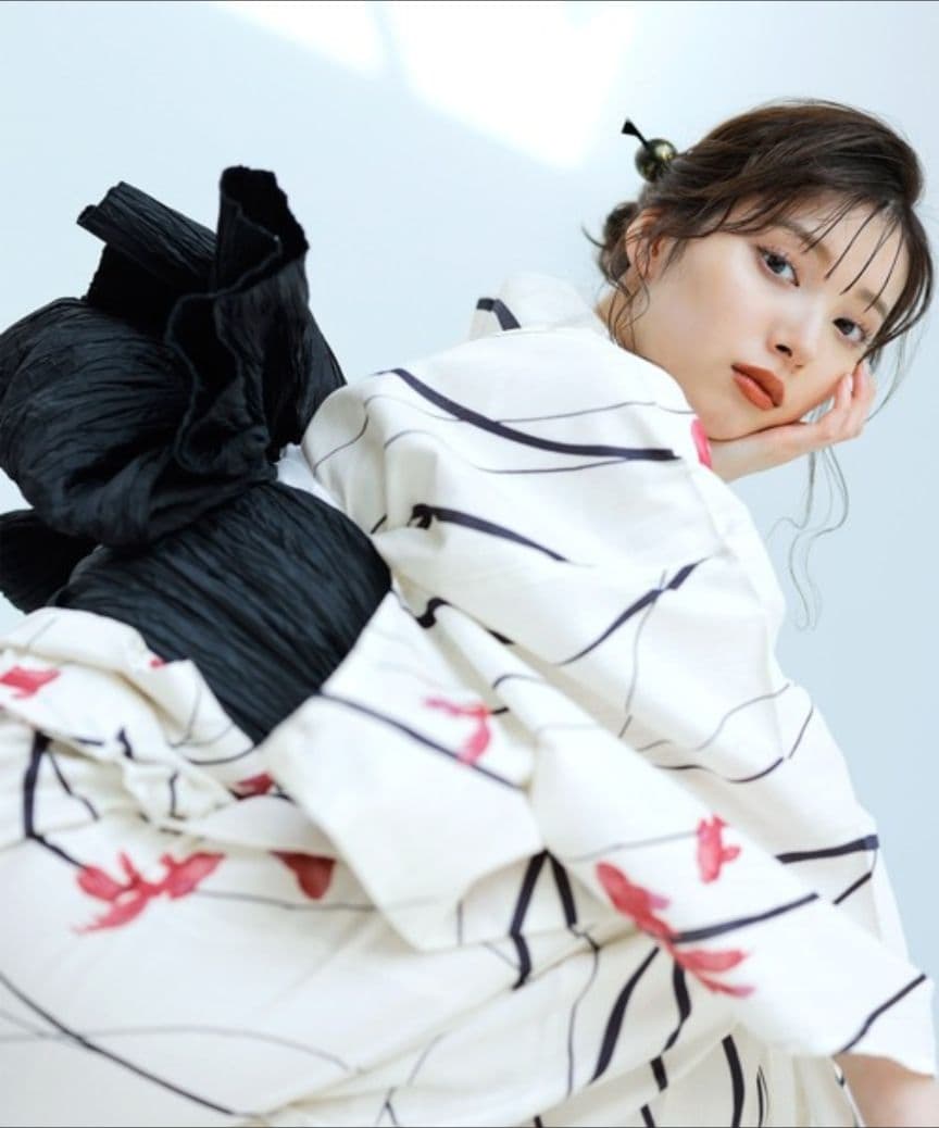 Dita 1人で着られる浴衣5点セット＋簪付き（着付けガイド付き)