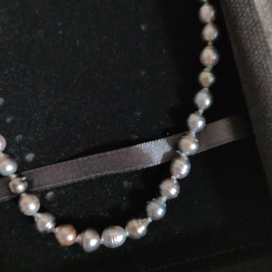 グレー系バロックパールネックレス