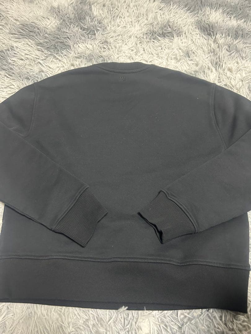 YYA_A　美品✨ami ブラック クルーネックスウェット