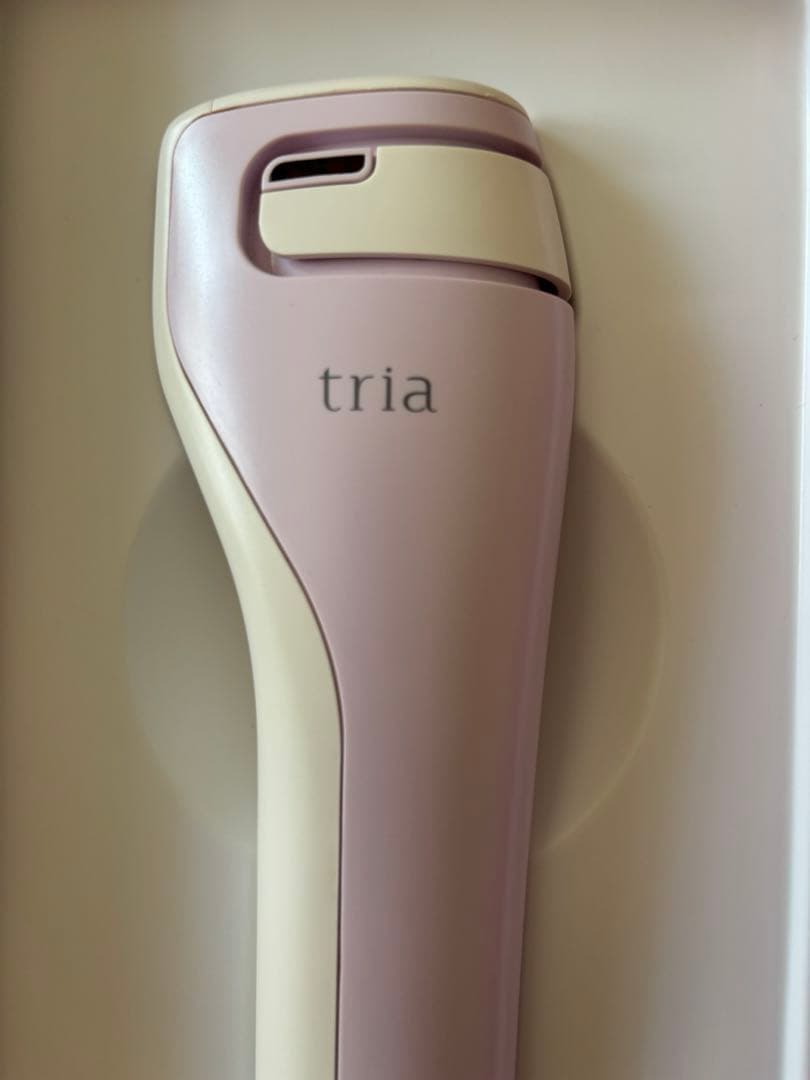 tria トリア　スキンエイジングケアレーザー