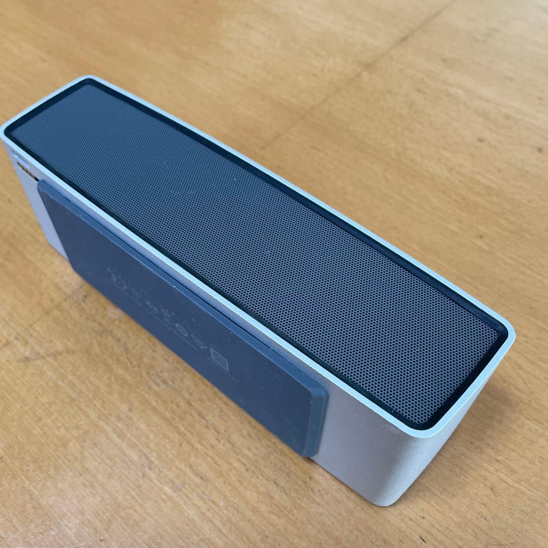 美品！BOSE SoundLink Mini 有線にて使用可能 充電時赤点灯無し