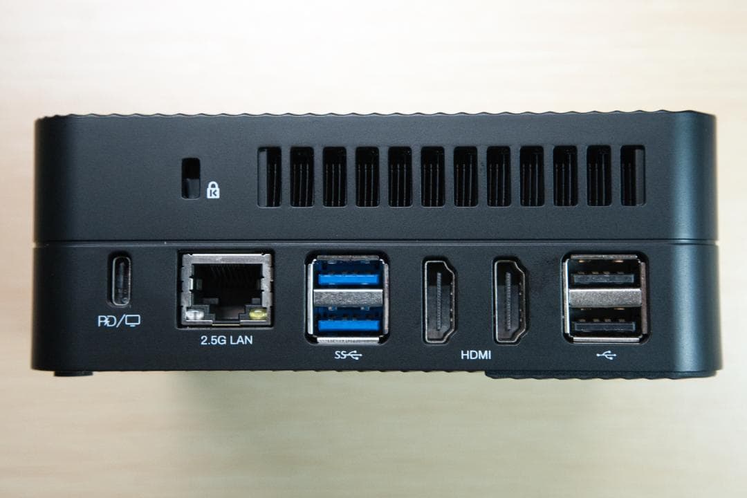 【ほぼ未使用】MINISFORUM UM580