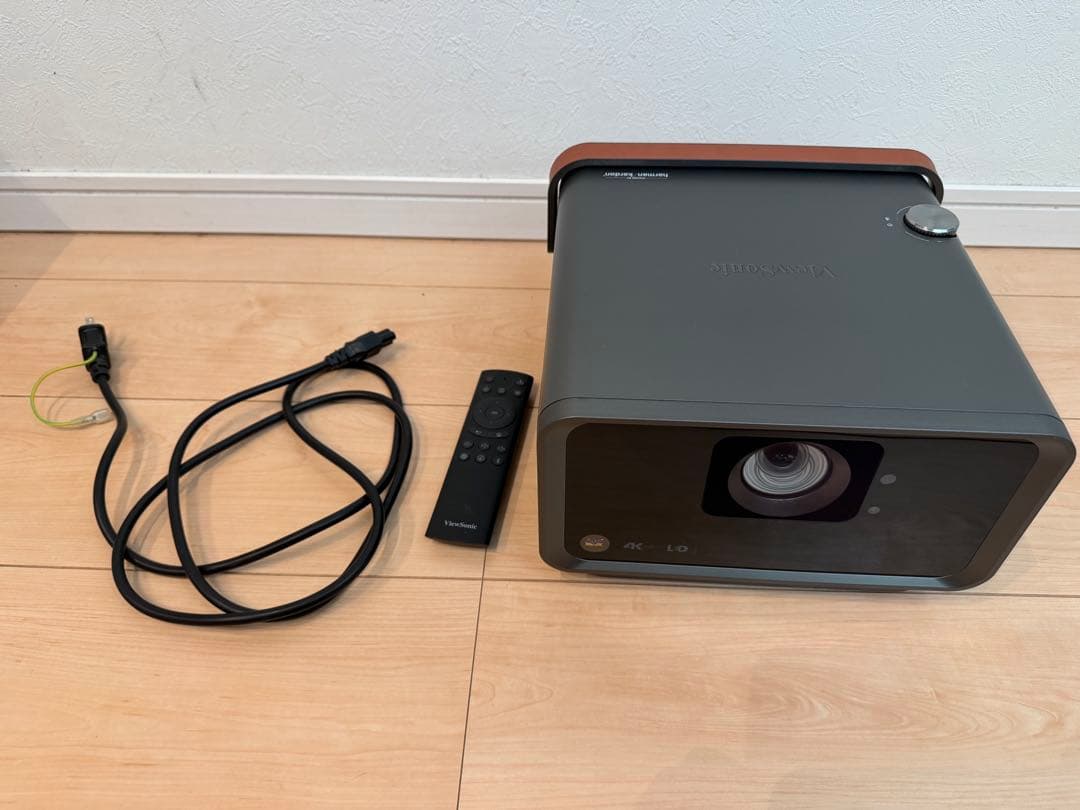 【中古美品】【送料無料】ViewSonic X10 4K