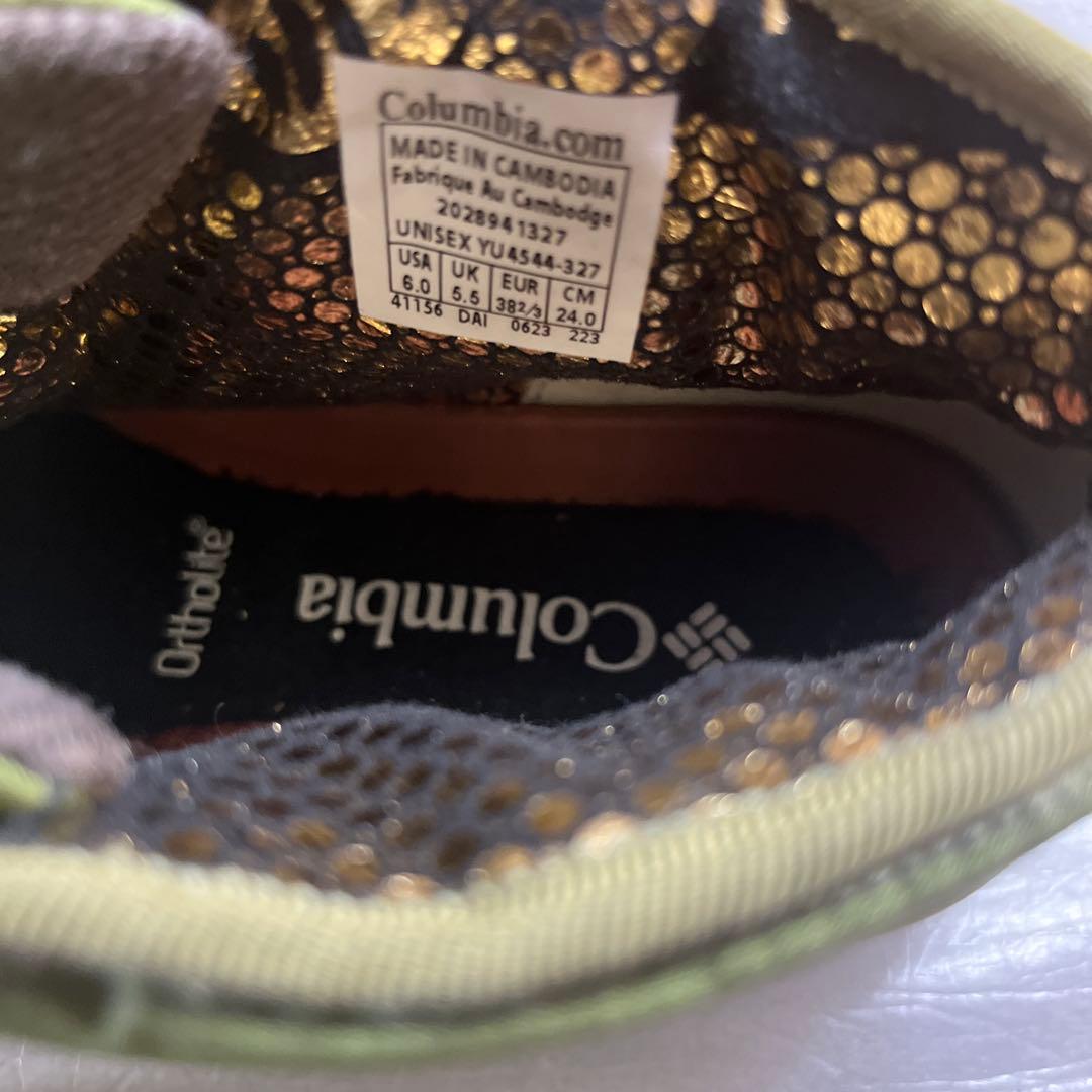 Columbia ハイカット冬用シューズ オリーブ