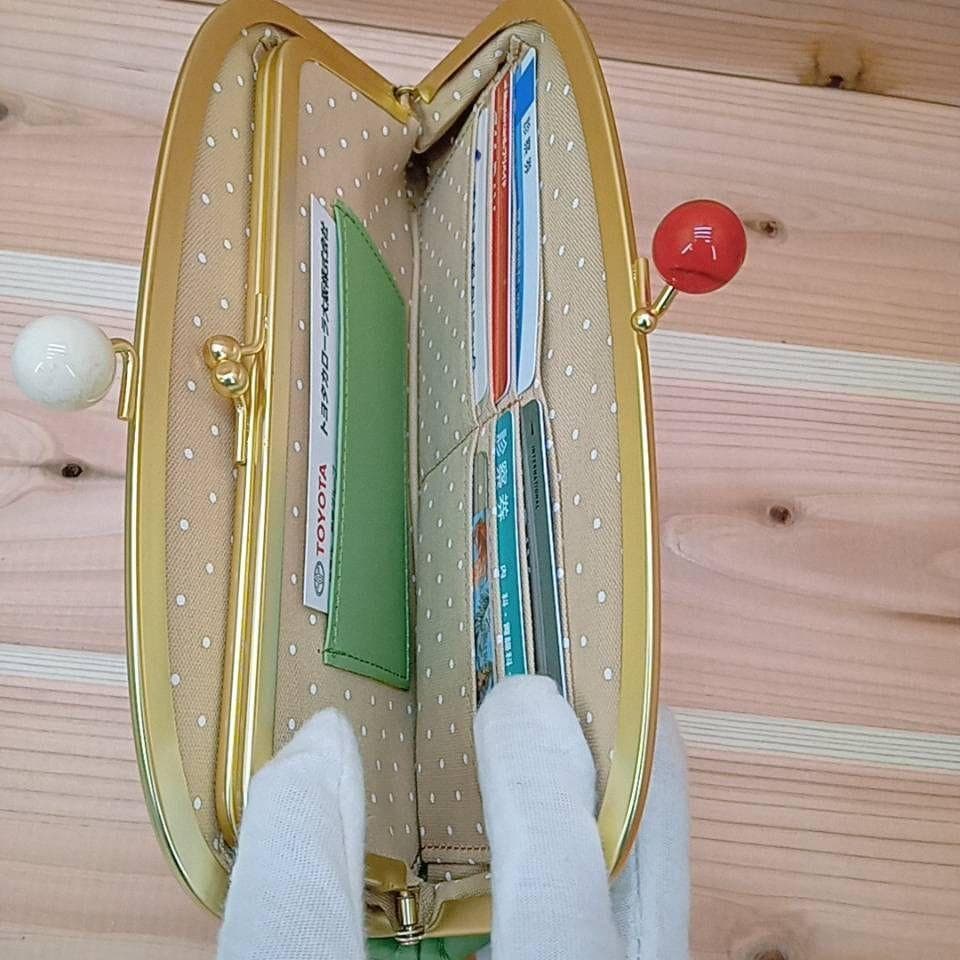 未使用　大きめ　がま口　長財布　レディース　ピンク　ズッケロフィラート　小銭