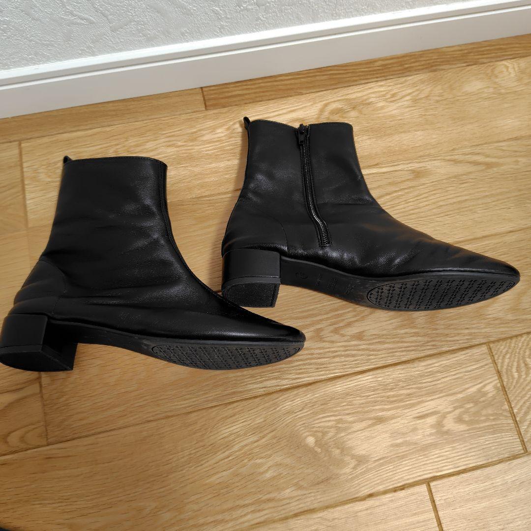 レザー ブラックブーツ サイドファスナー 中ヒール